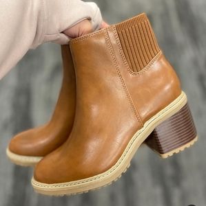 Universal thread Ankle Boot Brown Leather